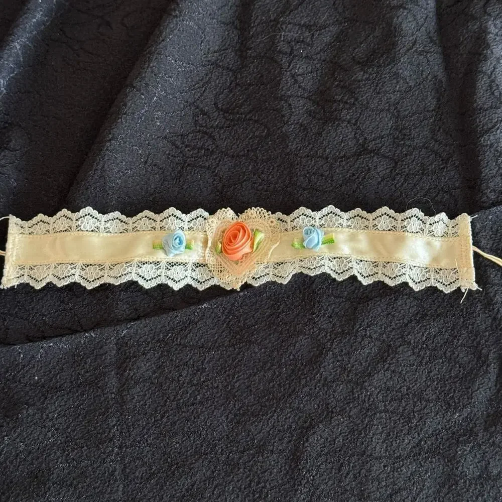 Bridal 1990s Lace Ribbon Choker Necklace Handmade by Anna Konya Vintage Wedding